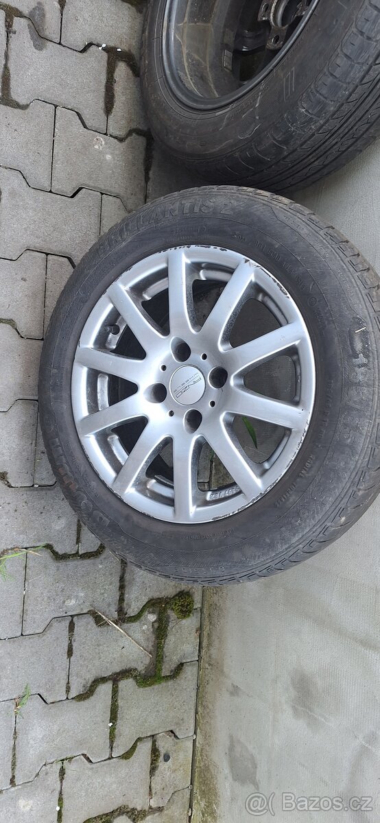 Peugeot 207 r15