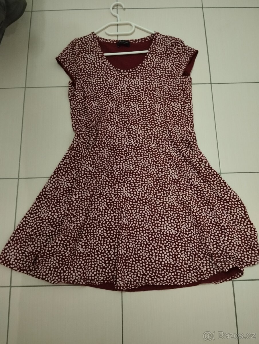 Pružné šaty XL, nenošené C&A