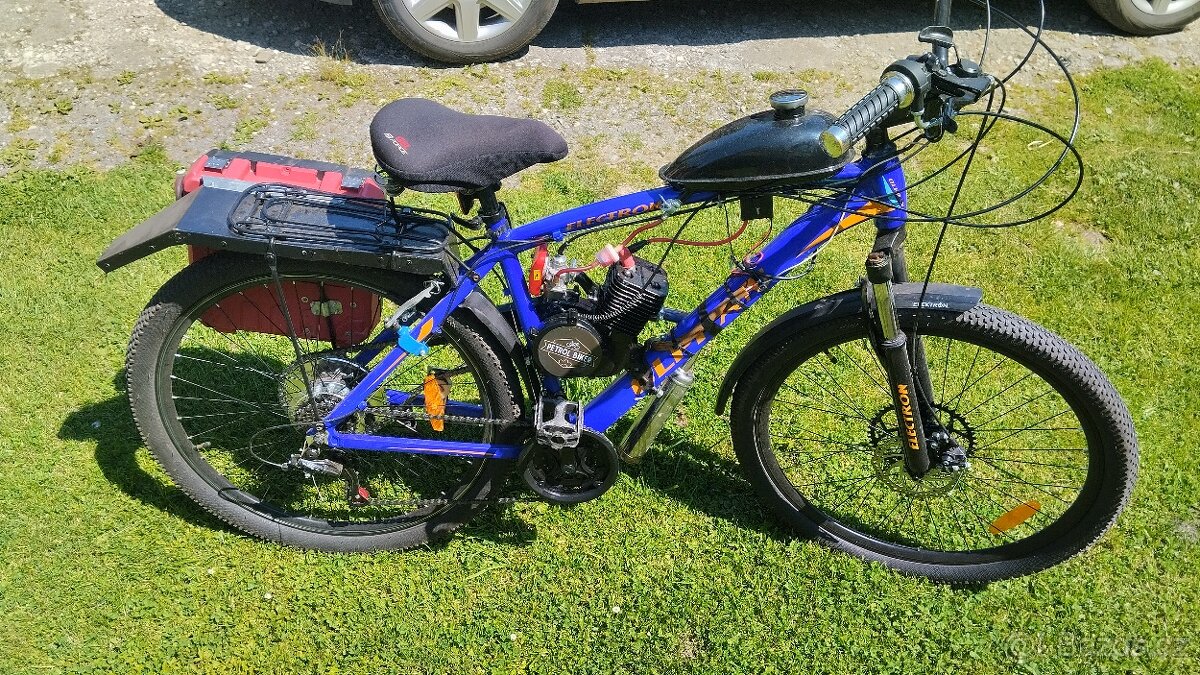 Prodám nové kolo se spalovacím motorem