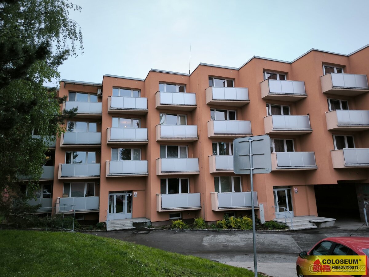 Brno - Řečkovice, OV 2+1, 65 m², 2 balkony, sklep, garáž– by