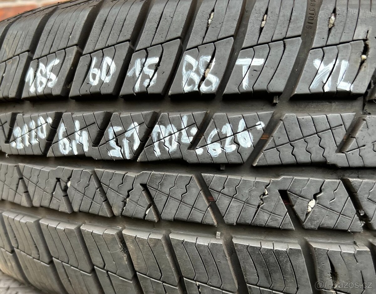 185/60 R15 88T XL zimní pneumatiky Barum (2120)
