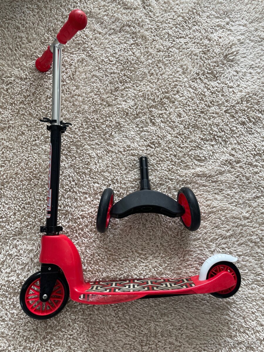 Kolobezka na triky Fizz