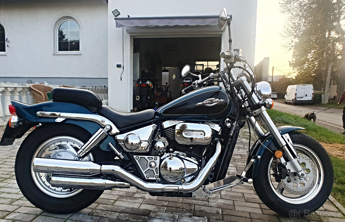 Suzuki VZ800 Marauder