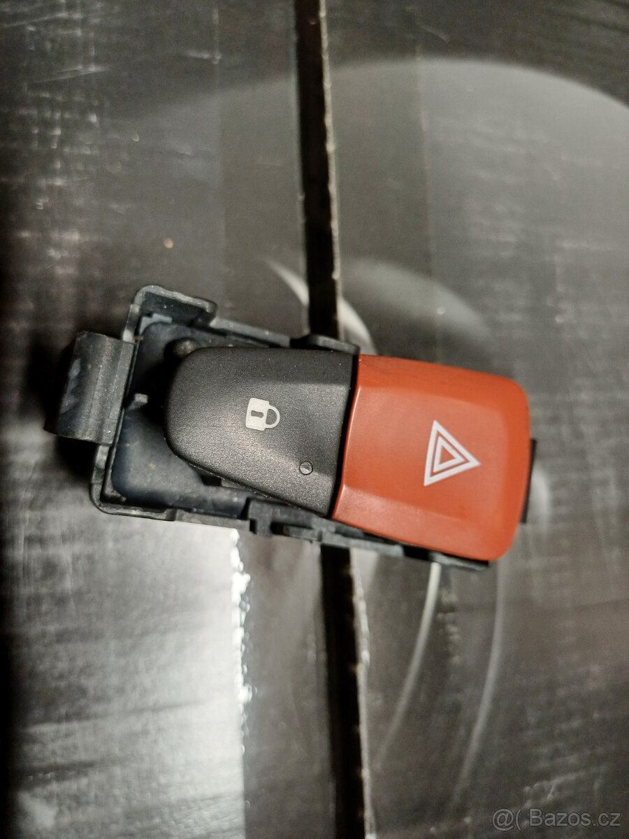 Renault megane 3 spínač