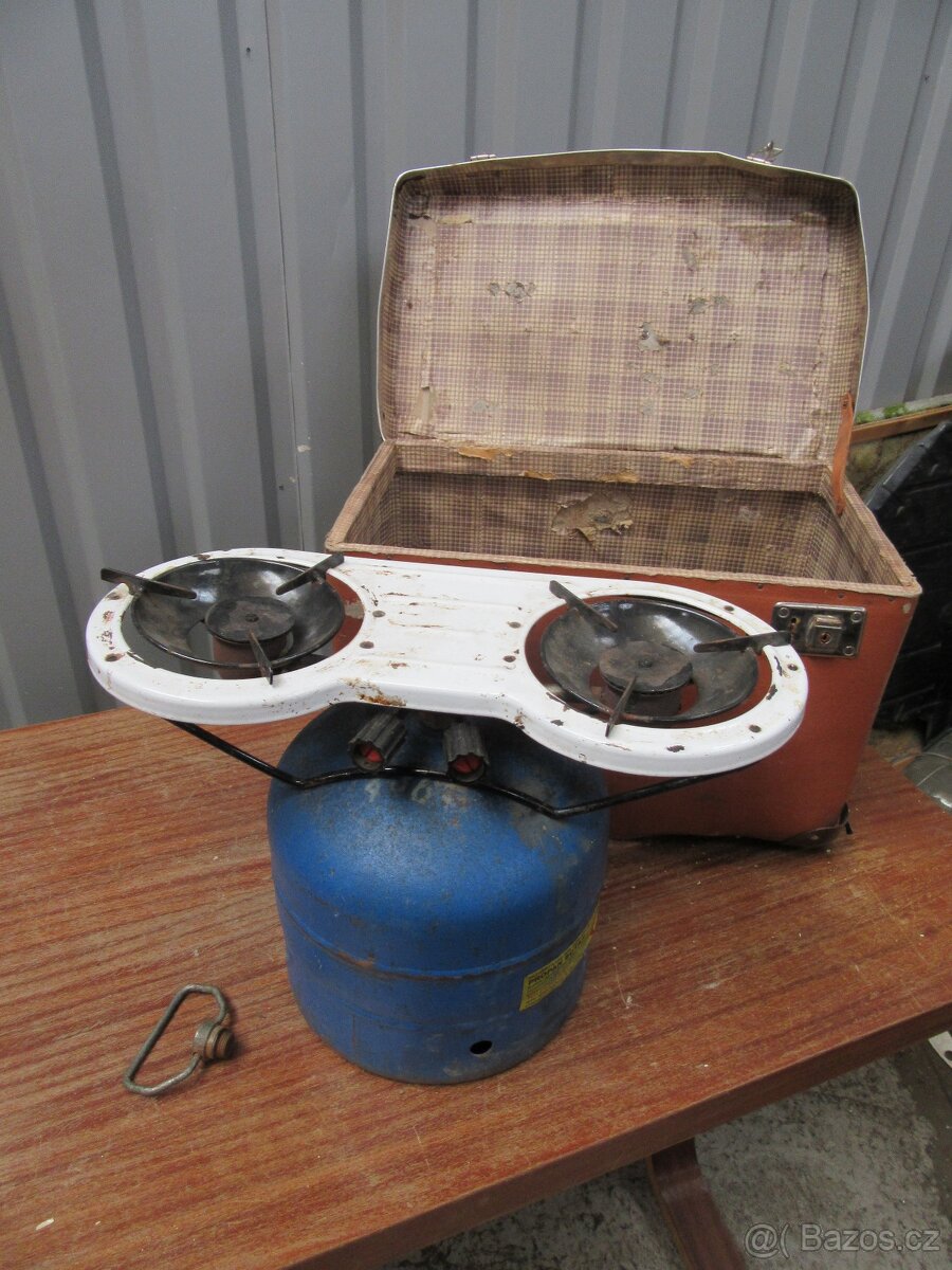 Nabízím starou tlakovou lahev na propan butan +hořák+kufr. L