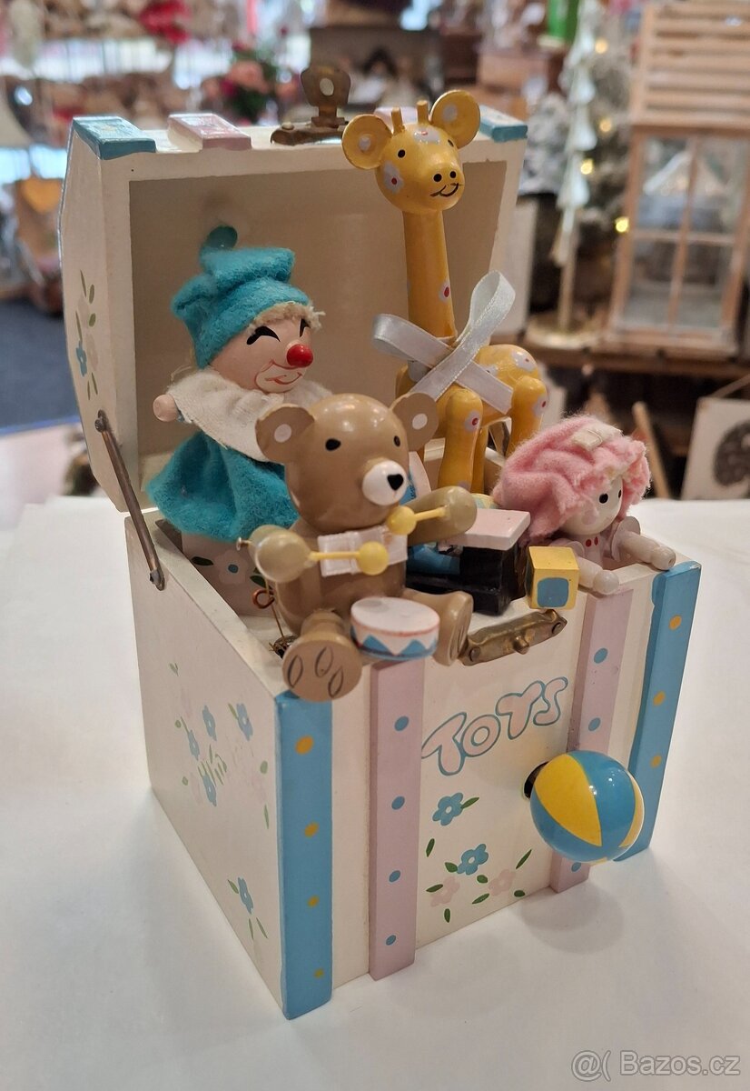 Vintage hrací skříňka s bubnujícím medvidkem, 40let staré, s