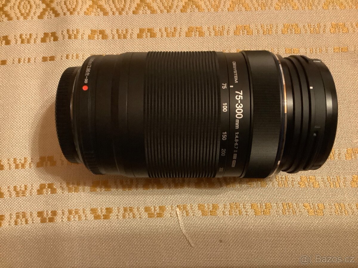 prodám objektiv m4/3 Olympus m.zuiko 75-300mm f4,8-6,7 ll