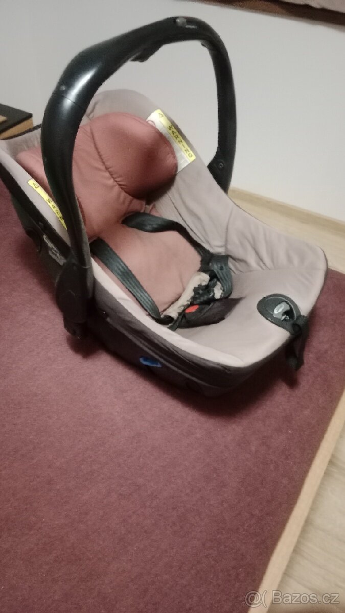 Autosedačka vajíčko