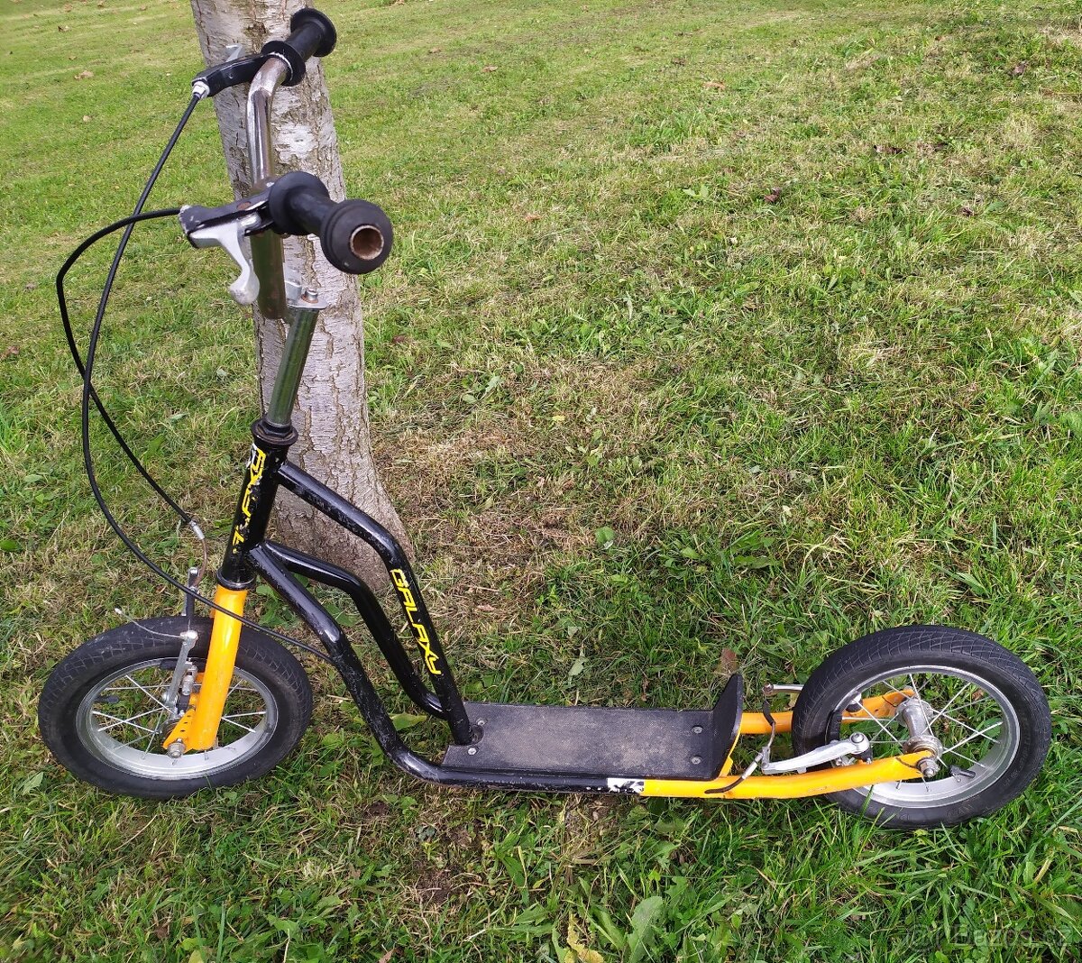 Koloběžka Galaxy Calypso 12"