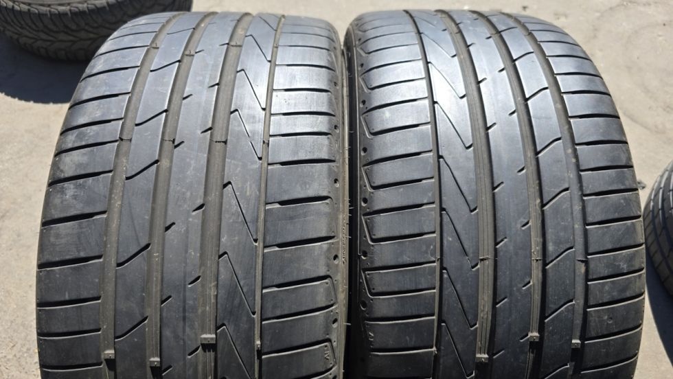 Letní pneu 245/35/19 Hankook