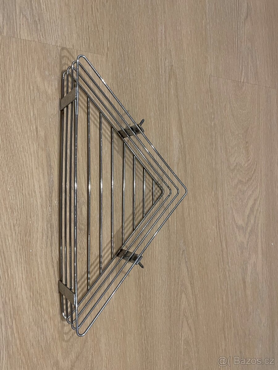 Polička do koupelny