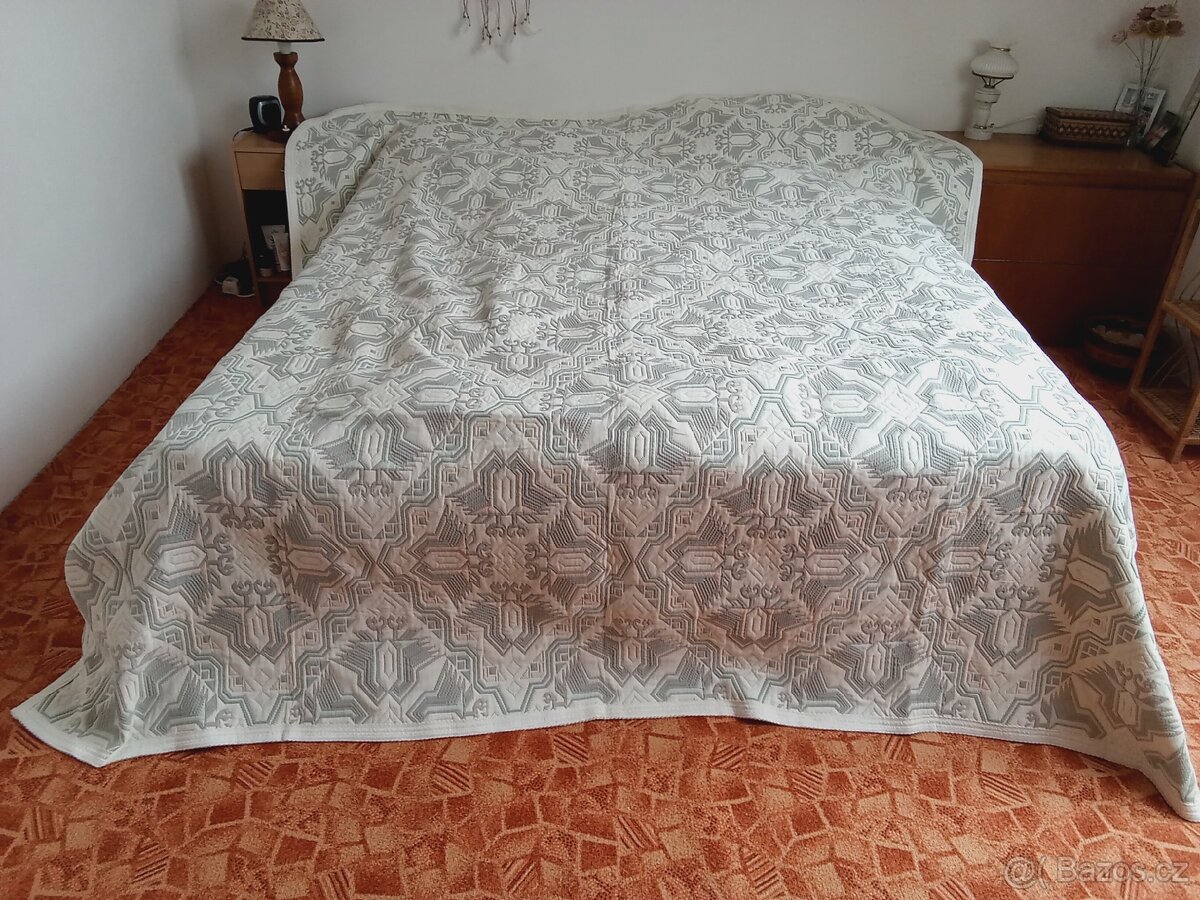 Prodám nový přehoz