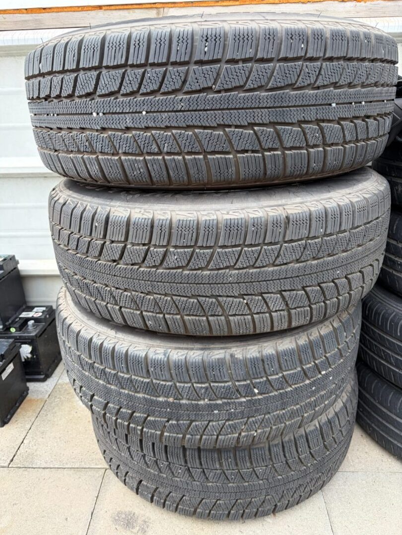 sada zimních kol 215/65 R16