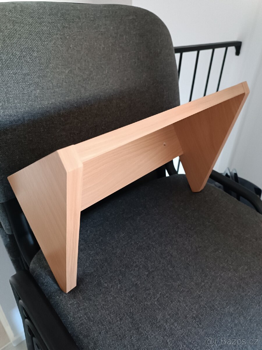 Polička 2 kusy