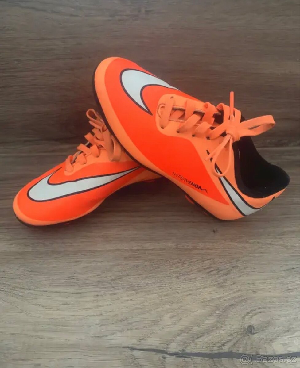 Kopačky NIKE