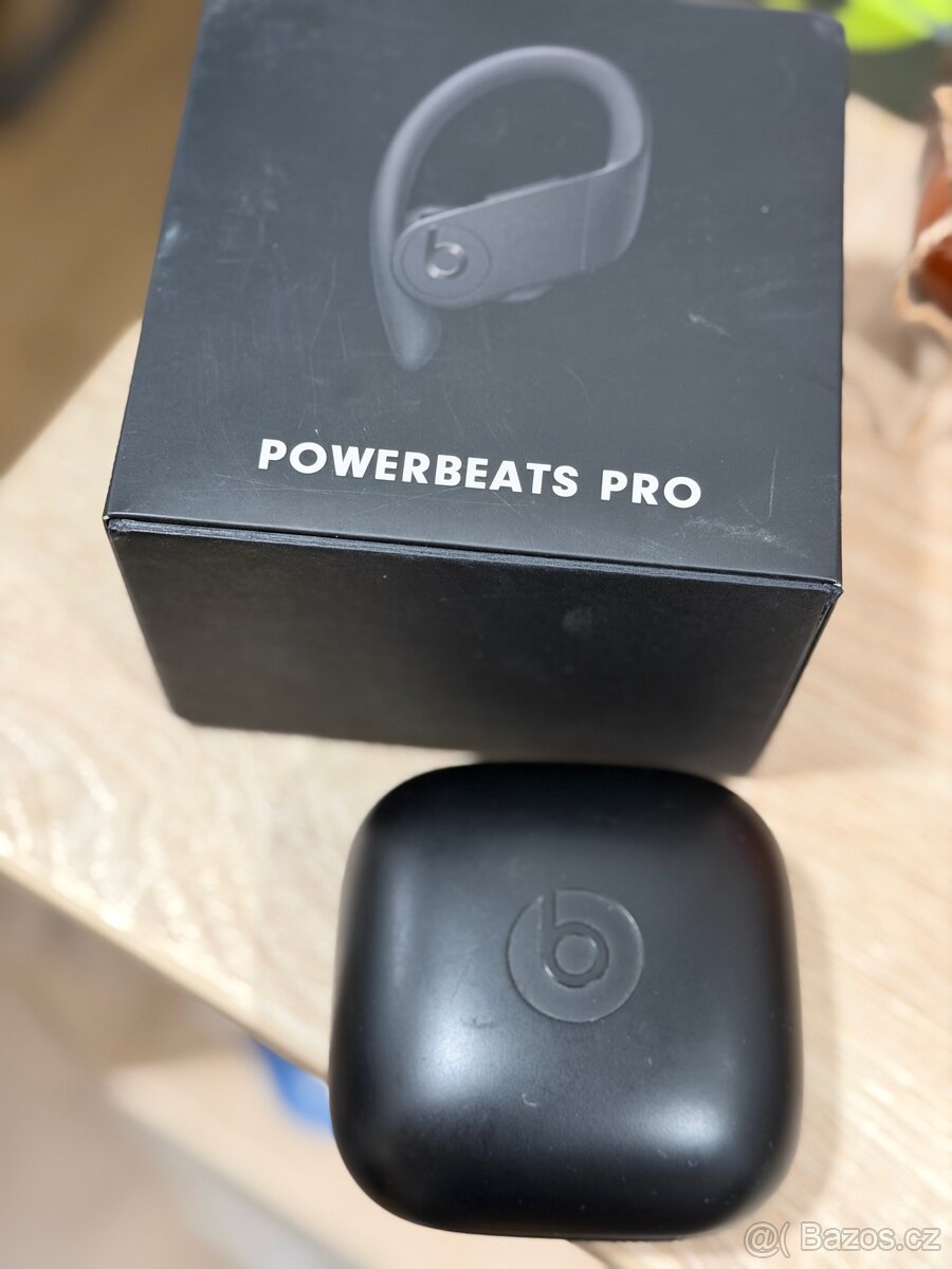 Beats Powerbeats Pro 1. generace