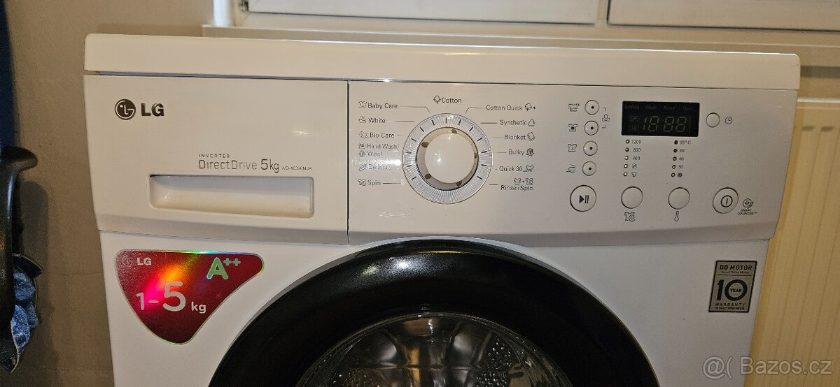 Pračka LG WD-10390NDK na 5 kg prádla 1200 ot.