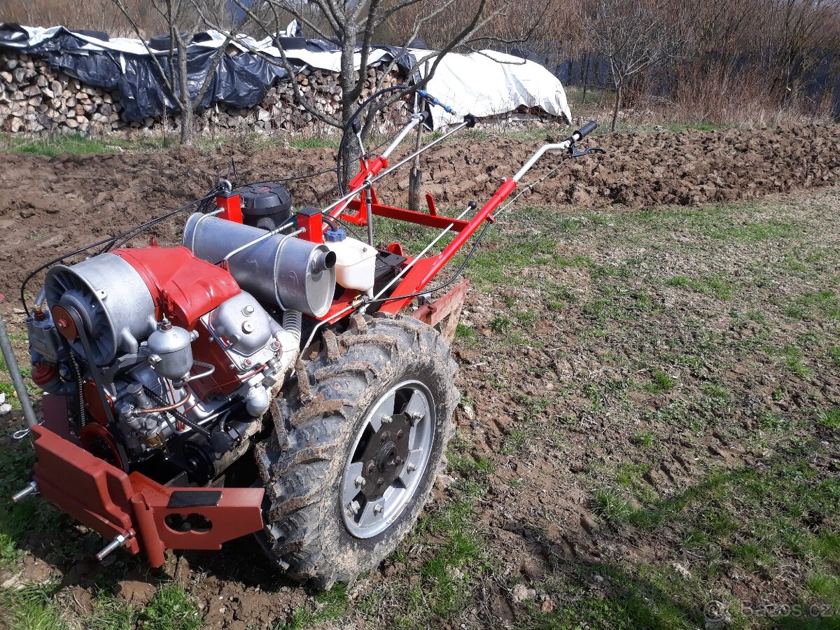 Predám prevodovku traktora Tj-6,5.