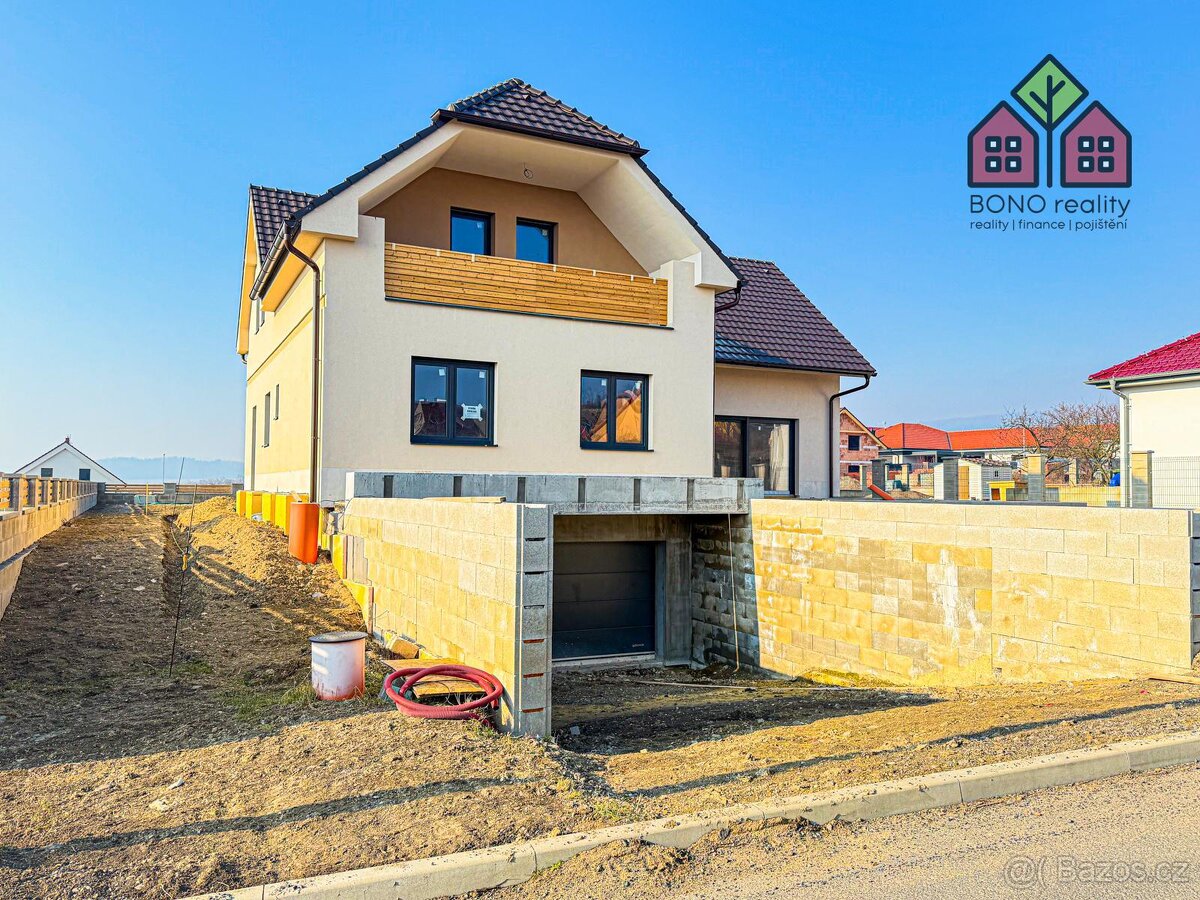 RD ve výstavbě, obytná plocha 346 m2, zahrada 853 m2, dvouga