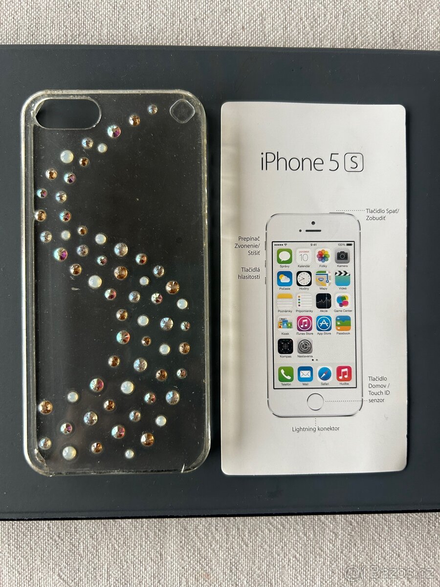 Kryt s kamínky Swarovski na iPhone 5