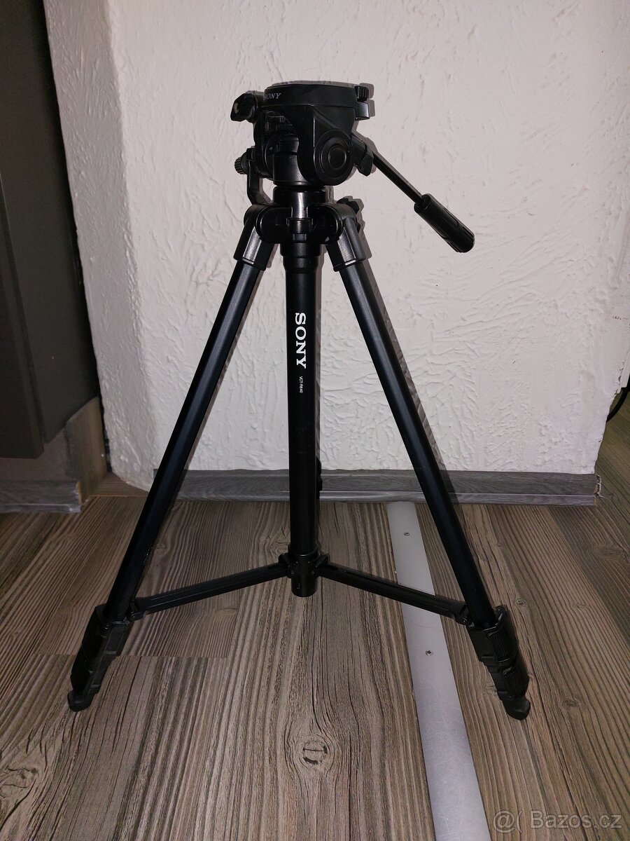 Stativ pro fotoaparáty SONY VCT-R640