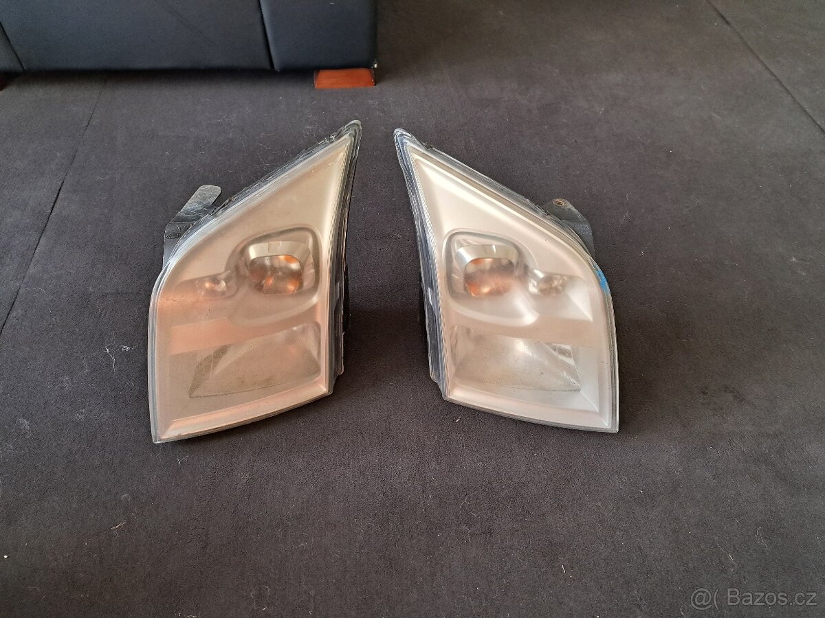 Přední světla L+P Ford Transit 2008