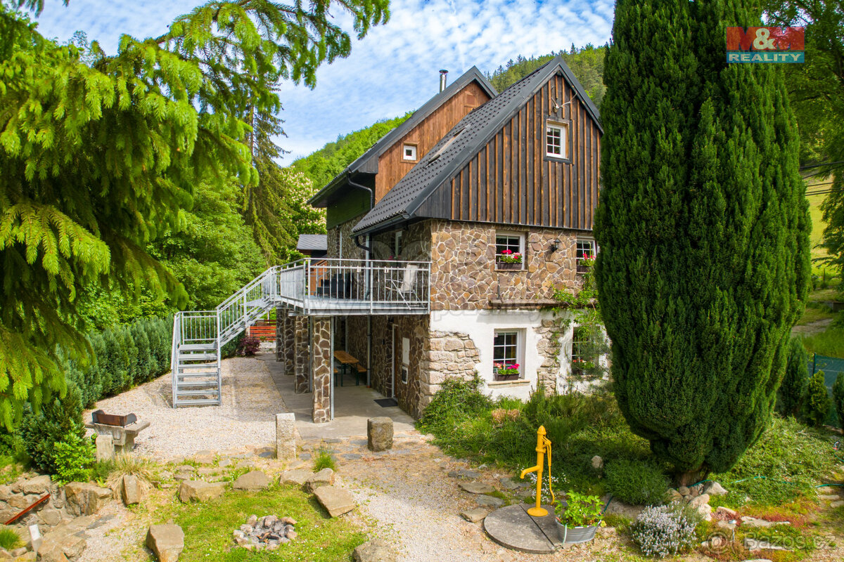 Prodej rodinného domu, 180 m², Loket-Údolí