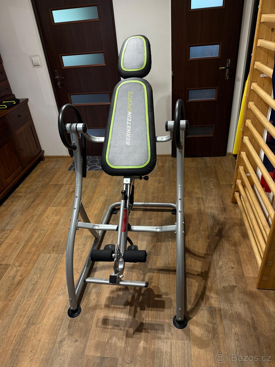 Prodám autotrakční lehátko zn. BersteinSports