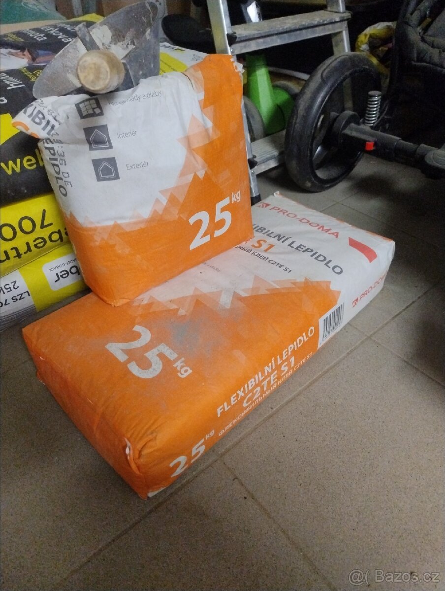 Flexibilní lepidlo na dlažbu