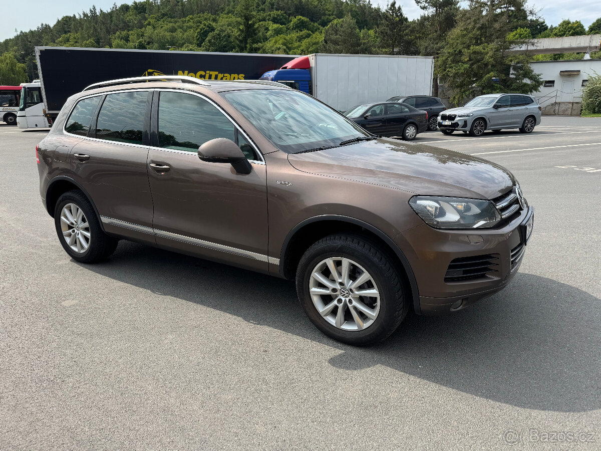 VW Touareg 3.0 TDI V6 / 176kW 06/2011