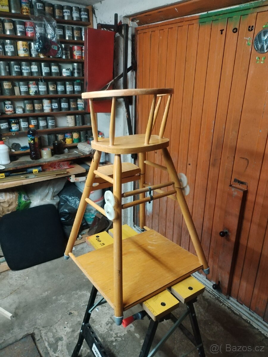 Prodam detskou stolicku/zidlicku/stolecek po renovaci