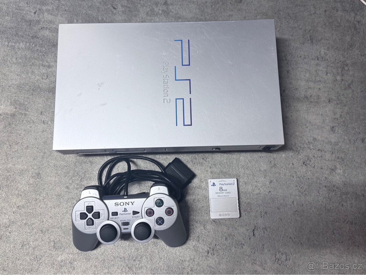 - PS2 Sony konzole Scph-50004 -
