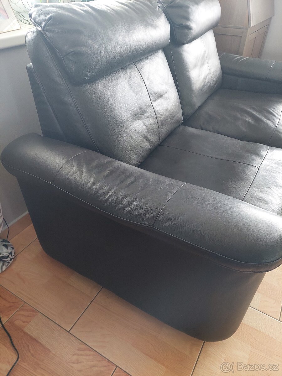 kožená sedačka