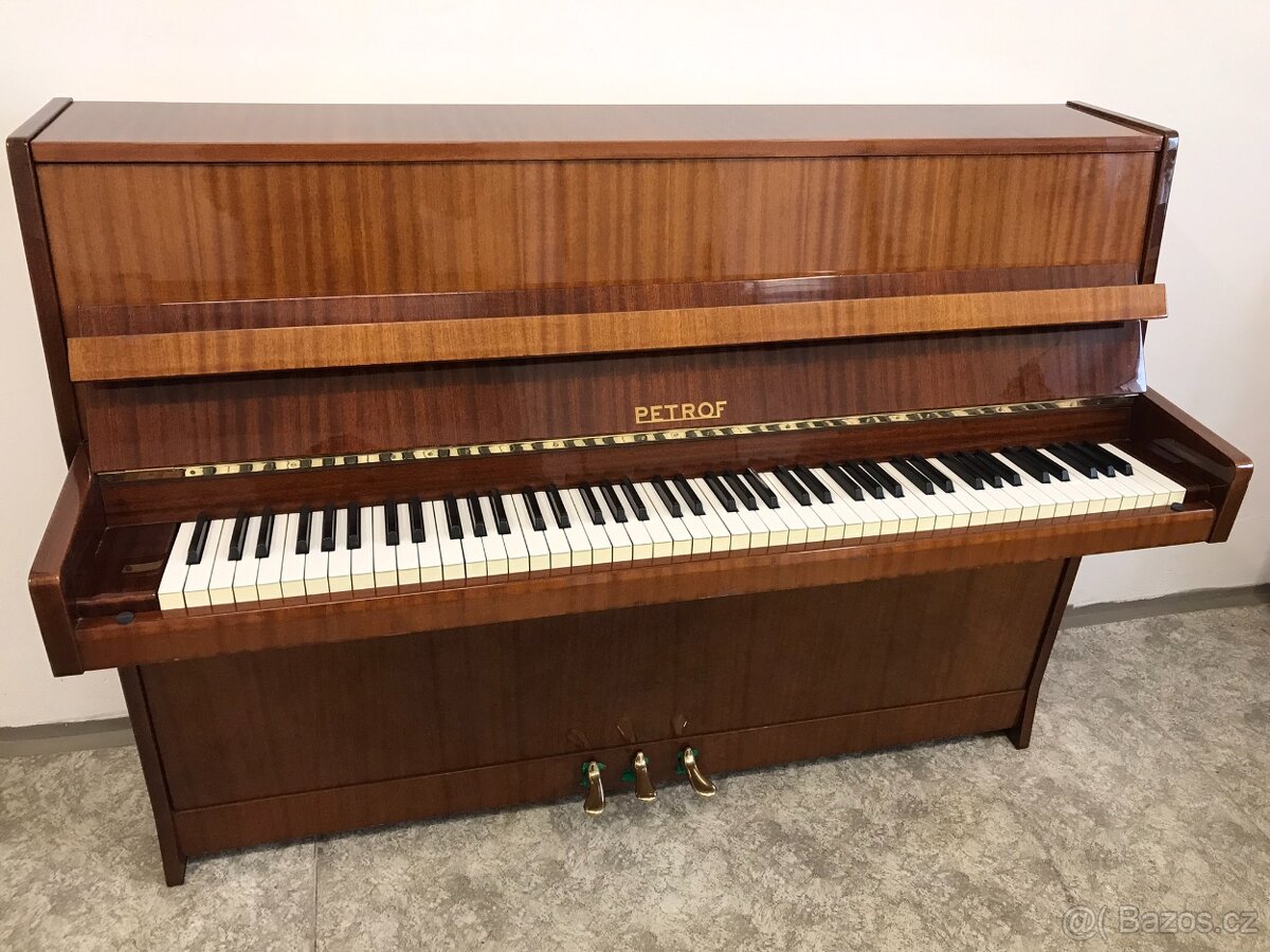 Pěkné pianino PETROF