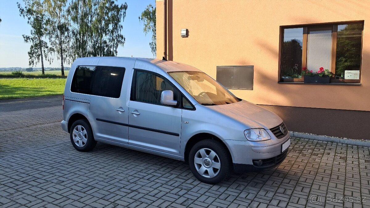 Volkswagen Caddy, LIFE 1.4i / 7 MÍST
