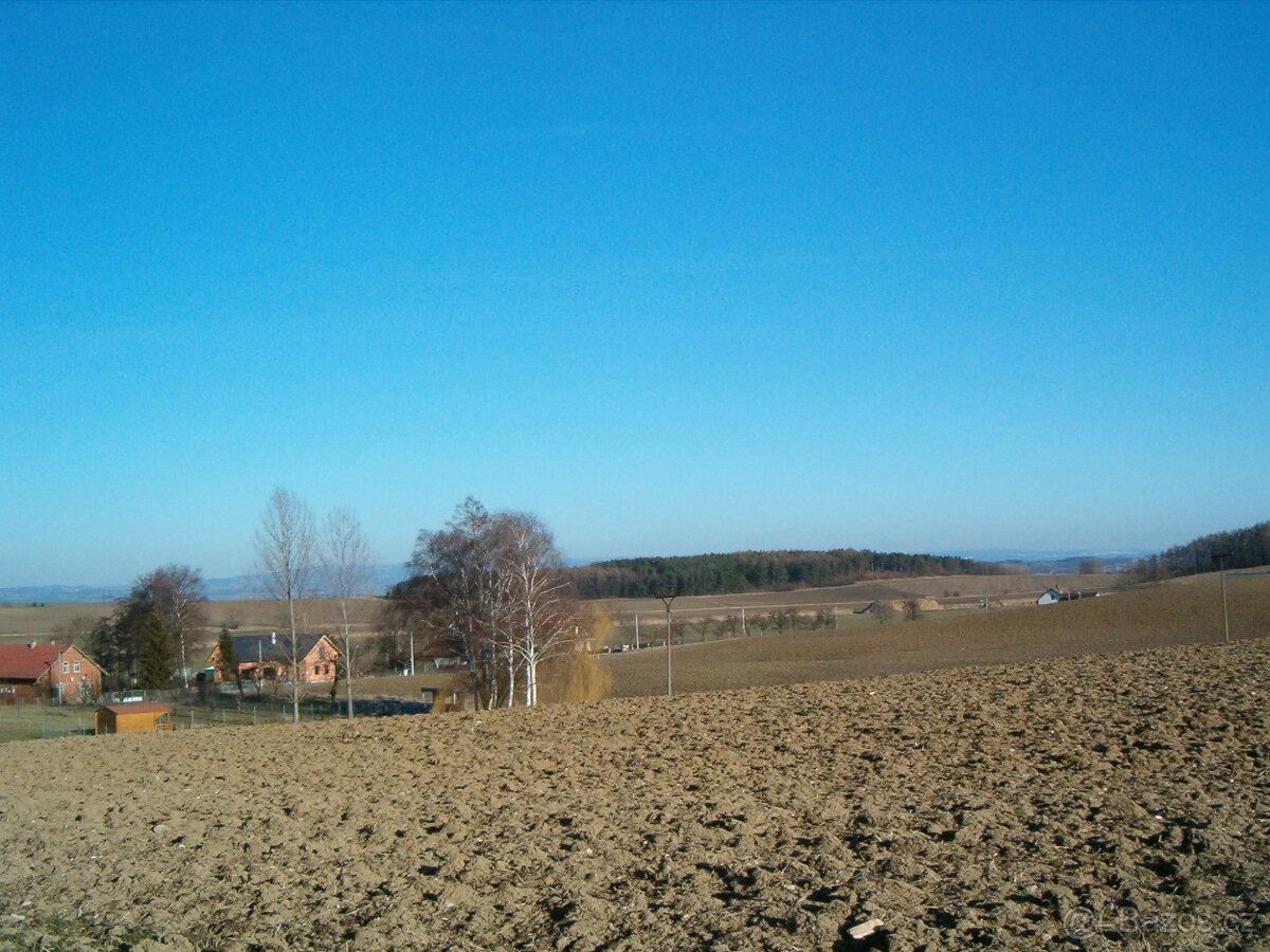 Zemědělský pozemek nebo zahrada, Hradce Králové a okolí