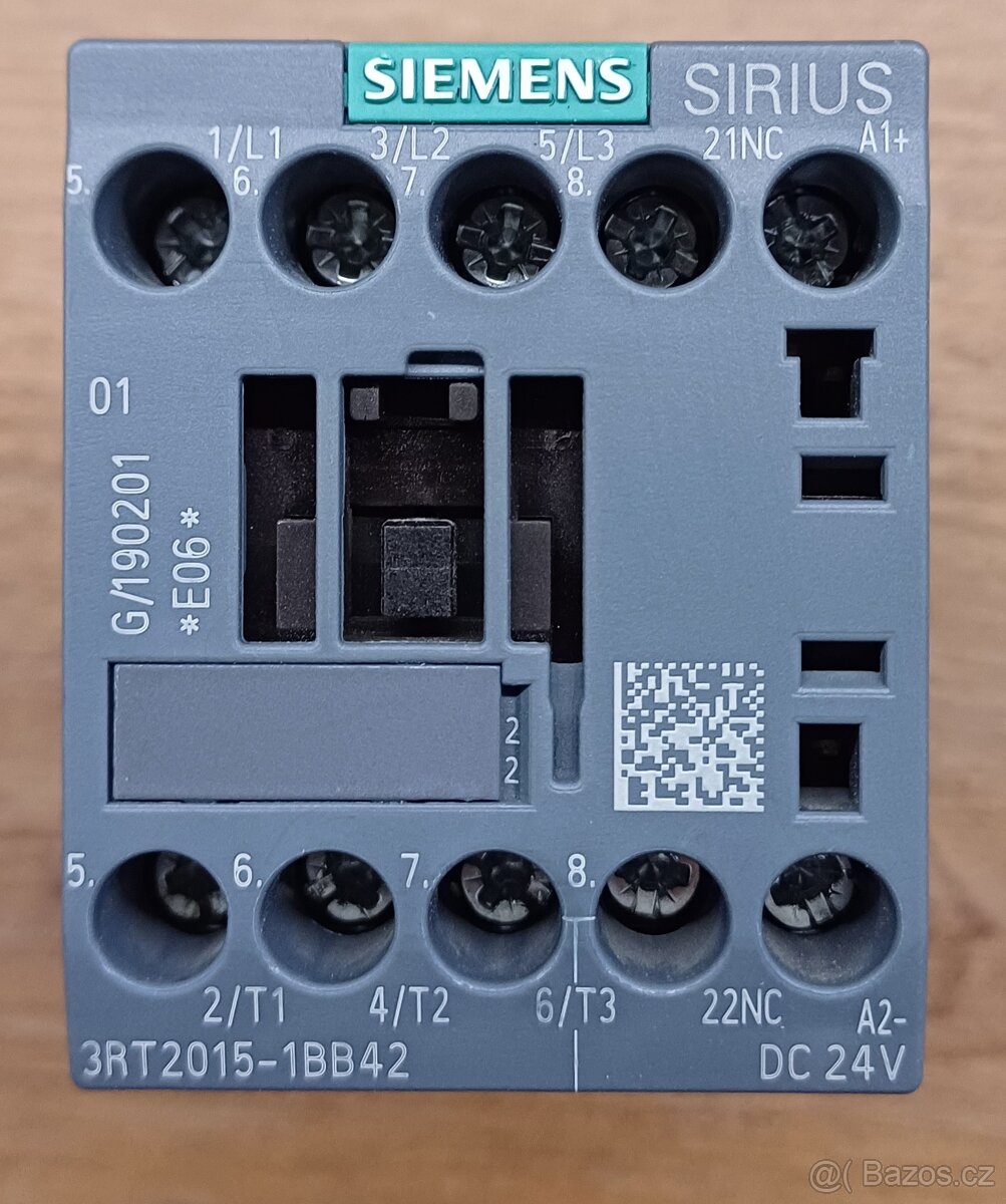 Výkonový stykač Siemens 3RT2015-1BB42, AC-3, 3KW/400V, 1NC