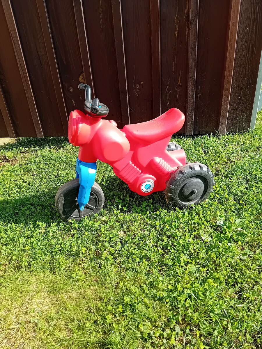 Dětské odrážedlo