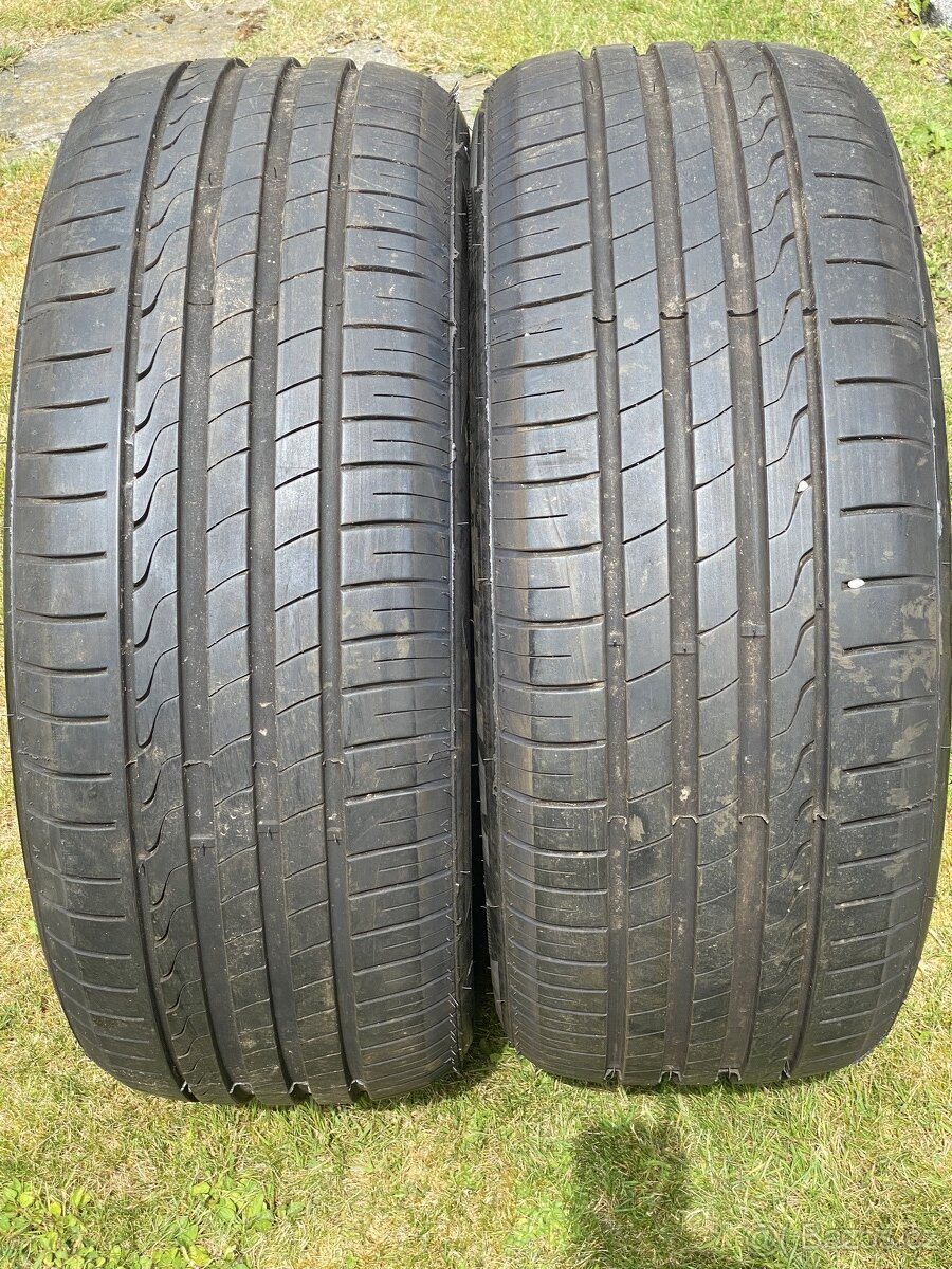 235/50 ZR 18 101Y XL