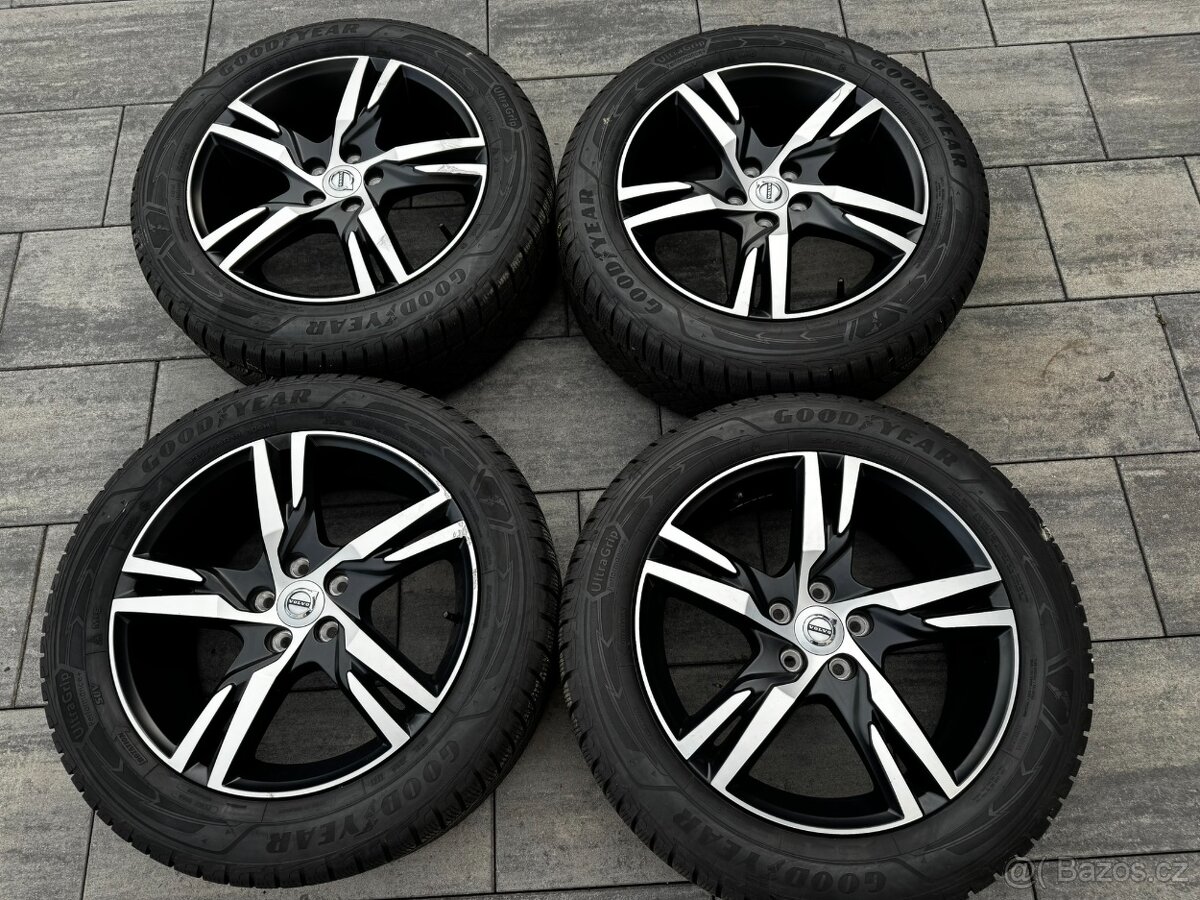 Originál alu kola Volvo XC40 R