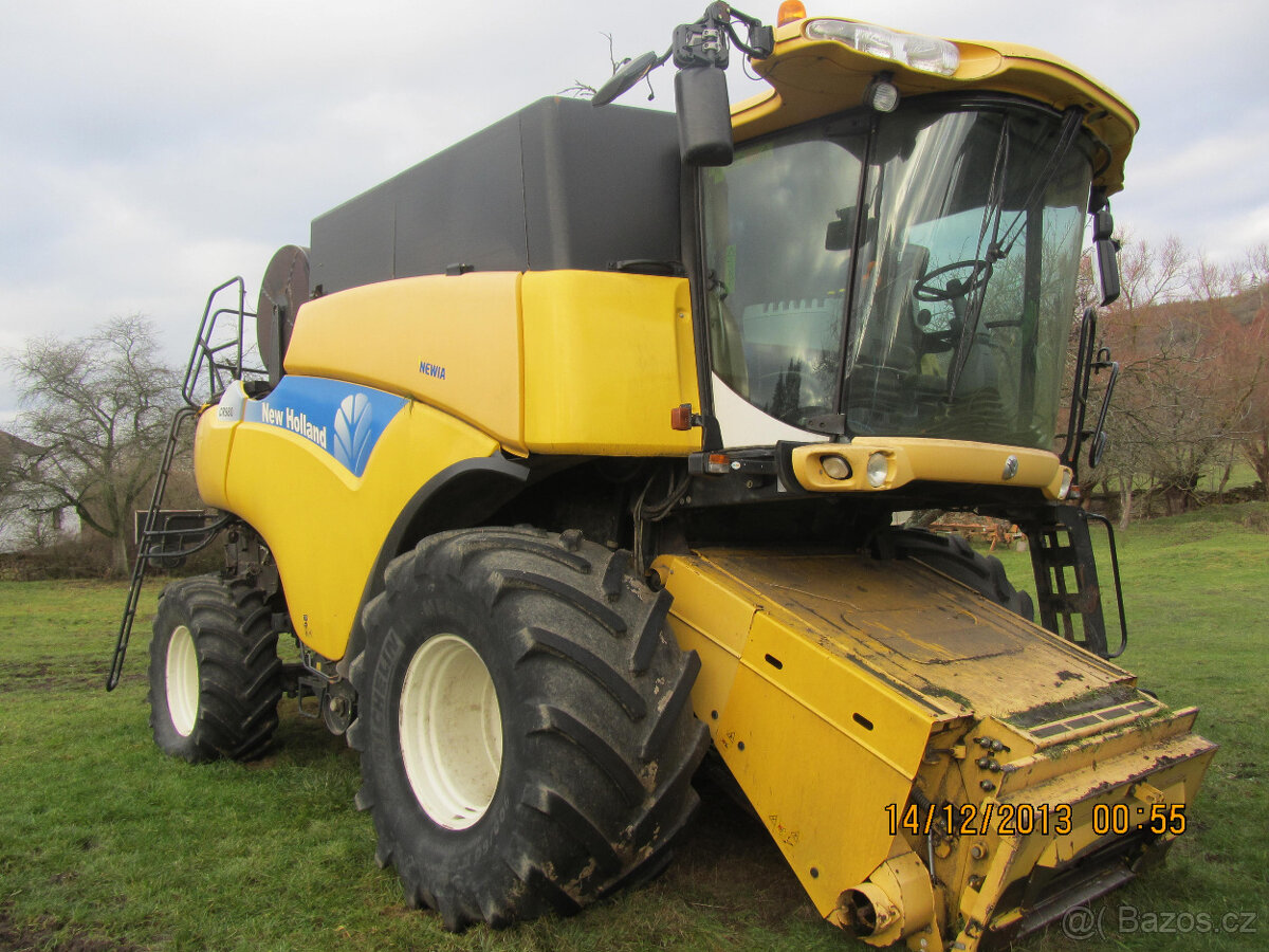 New Holland CR 980