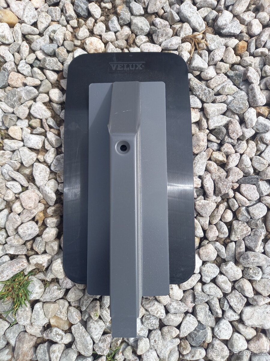 Velux krytky ke spodnimu lemovani stresniho okna