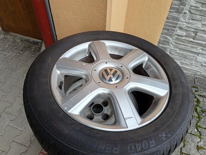 Nové pneu + ALU disky VW