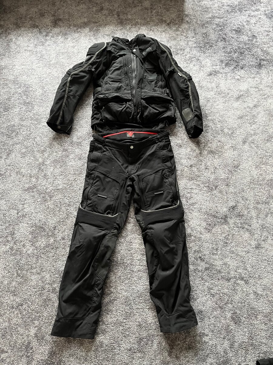 Komplet na moto Dainese