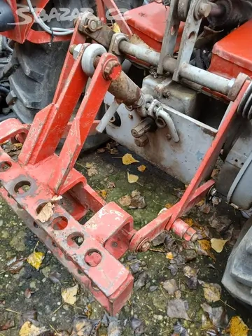 Prodam zadní desku ramena pístnici nosič nářadí k malotrakto