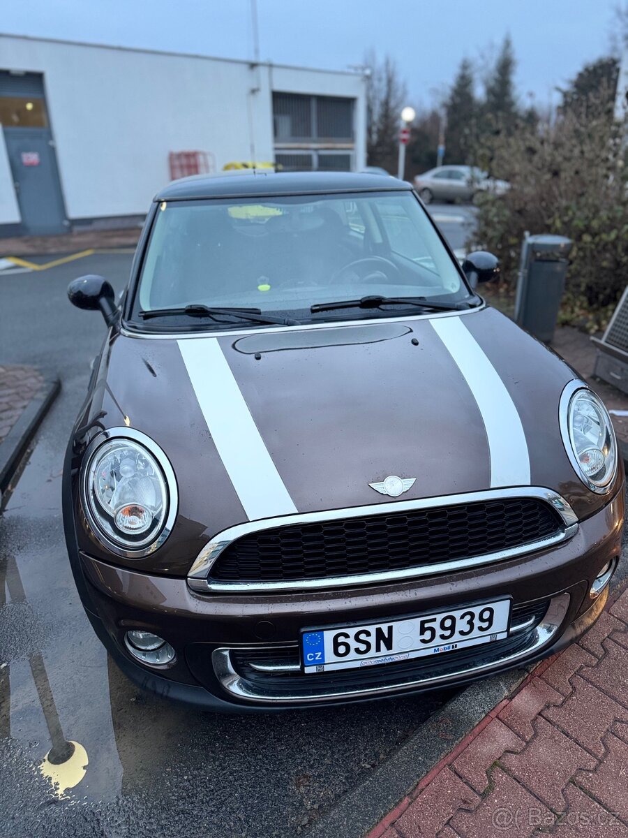 MINI COOPER 1.6 (75 kW) BENZÍN