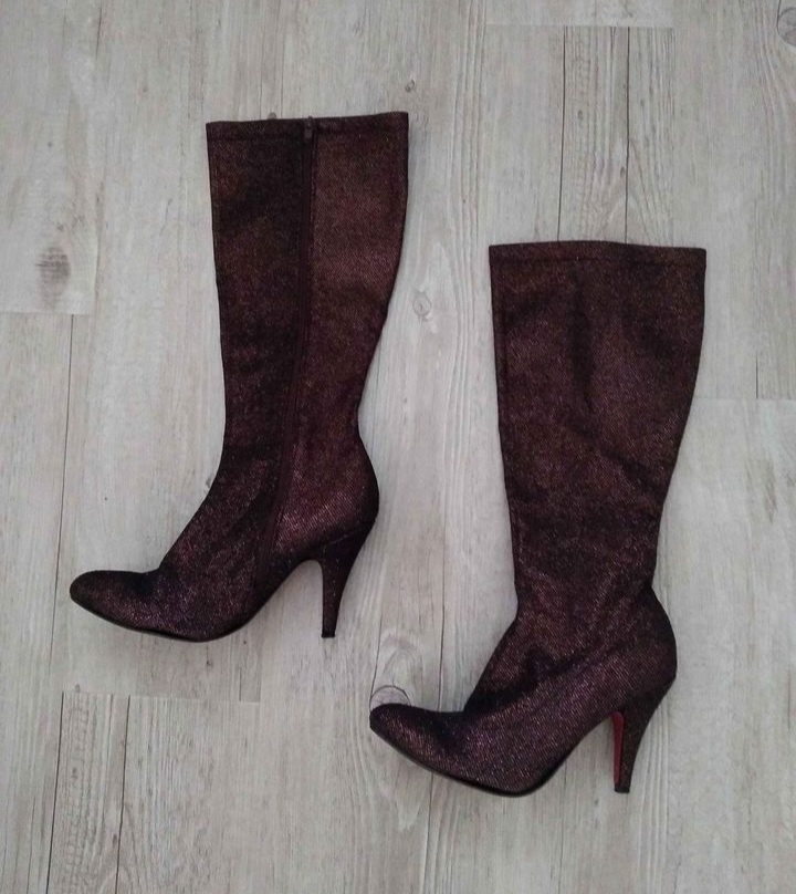 Dámské třpytivé kozačky vel.39