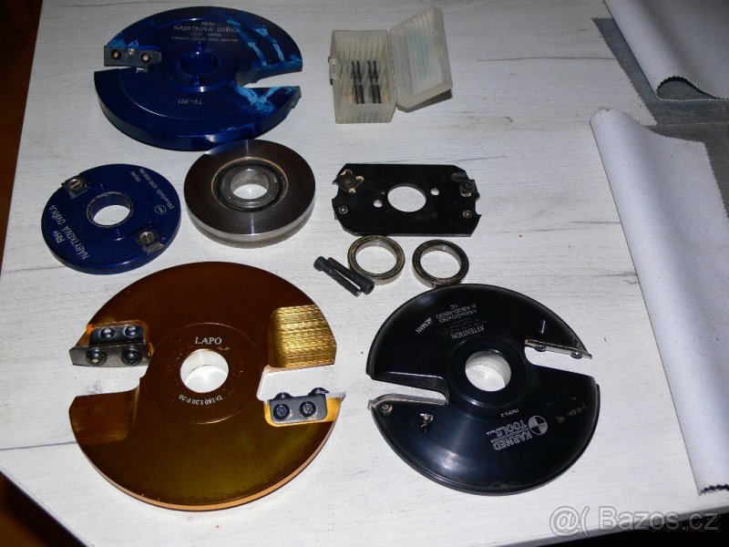 Sada fréz na dvířka