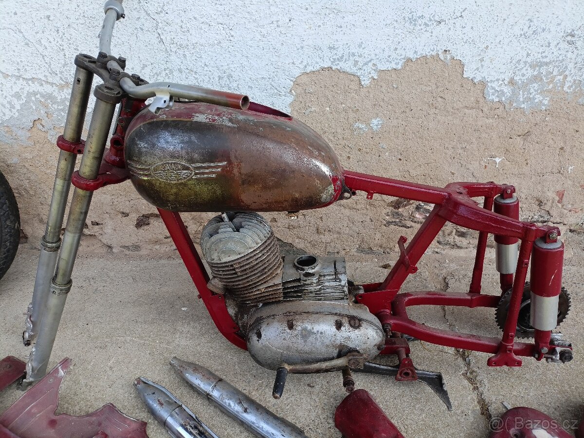 Jawa ČZ 175 1956