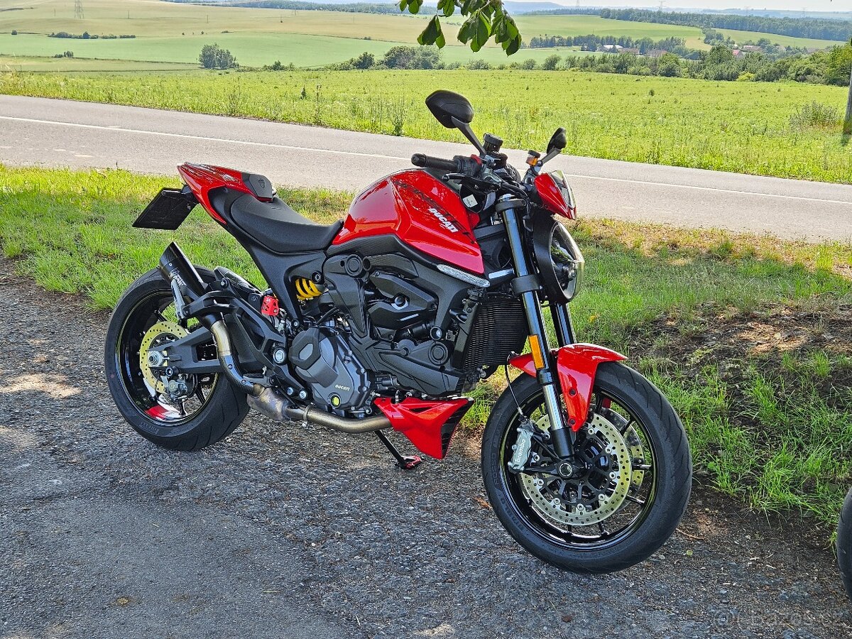 Ducati Monster 937 plus_rok 2024